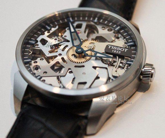 万国保修官方维修（万国清理灰尘）