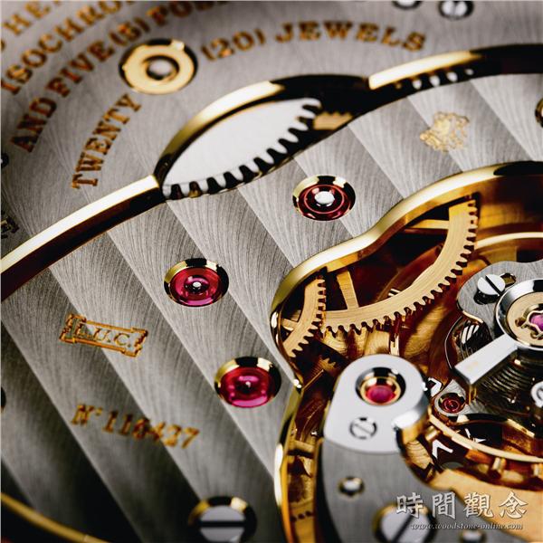 万国表专修电话（万国表后盖除锈）